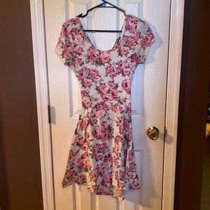Rue 21 pink floral stretchy dress